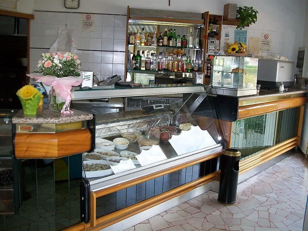 *** Bed & Breakfast Locanda La Rotonda Montale  Italy